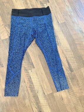 Lululemon Tight Stuff Tight leggings in the Simply Shadow Wrap-8